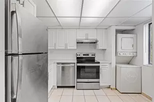 319 NW 109th Ave, Miami, FL 33172 - Photo 15