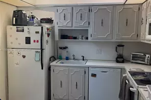 2851 NE 183rd St, Aventura, FL 33160 - Photo 9