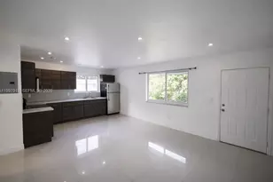 552 NE 61st St, Miami, FL 33137 - Photo 3