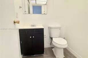 7300 NW 17th St, Plantation, FL 33313 - Photo 21