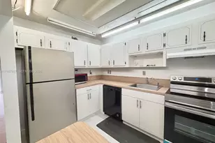 7300 NW 17th St, Plantation, FL 33313 - Photo 11