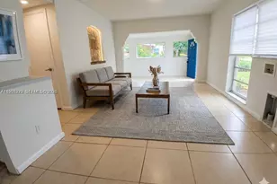 121 NE Prima Vista Blvd, Port Saint Lucie, FL 34983 - Photo 5