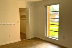 9493 SW 76th St, Miami, FL 33173 - Photo 23