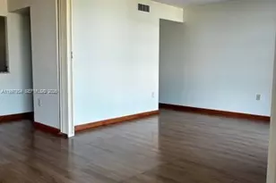 2500 NE 135th St, North Miami, FL 33181 - Photo 9