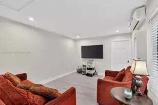 3984 Adra Ave, Doral, FL 33178 - Photo 15