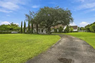 11301 SW 95th St, Miami, FL 33176 - Photo 7