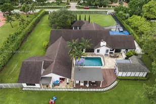 11301 SW 95th St, Miami, FL 33176 - Photo 1