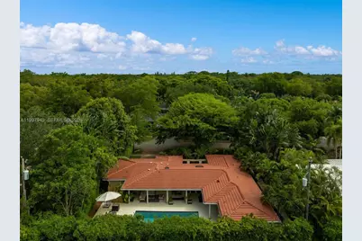 611 Santurce Ave, Coral Gables, FL 33143 - Photo 45