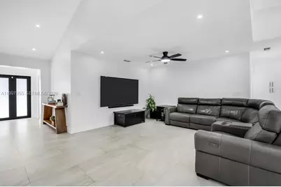 8611 SW 82nd Ter, Miami, FL 33143 - Photo 9