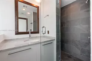 900 Biscayne Blvd, Miami, FL 33132 - Photo 33