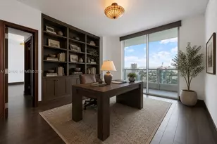 900 Biscayne Blvd, Miami, FL 33132 - Photo 7