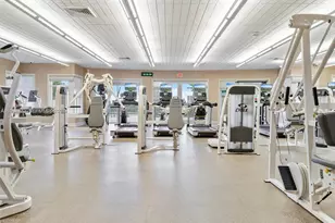 20000 E Country Club Dr, Aventura, FL 33180 - Photo 31