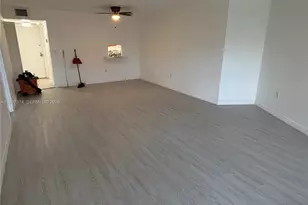 10854 N Kendall Dr, Miami, FL 33176 - Photo 3