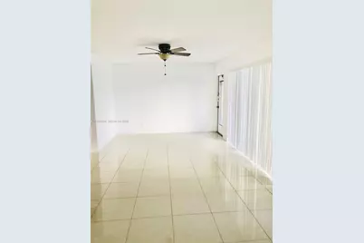 1025 SE 15th St #9D, Fort Lauderdale, FL 33316 - Photo 5