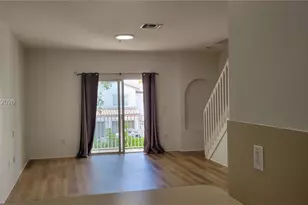 5640 NW 115th Ct, Doral, FL 33178 - Photo 7