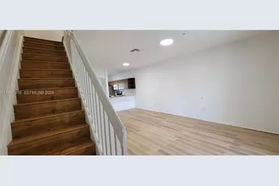 5640 NW 115th Ct #211, Doral, FL 33178 - Photo 9