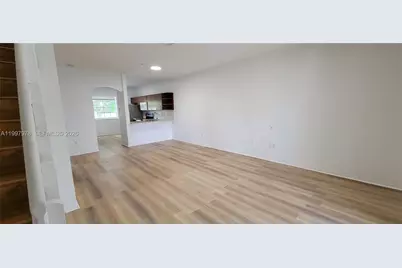 5640 NW 115th Ct #211, Doral, FL 33178 - Photo 9