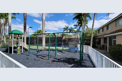 5640 NW 115th Ct #211, Doral, FL 33178 - Photo 29
