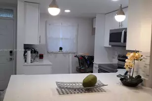 1541 S Ocean Blvd, Lauderdale by the Sea, FL 33062 - Photo 11