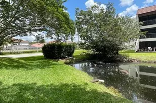 100 Lakeview Dr, Weston, FL 33326 - Photo 19