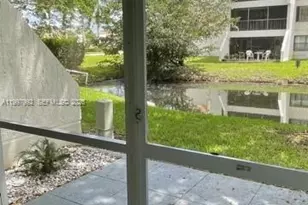 100 Lakeview Dr, Weston, FL 33326 - Photo 17