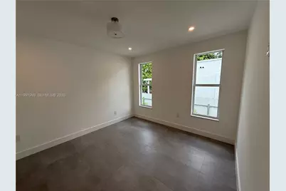 3431 NW 14th Ter, Miami, FL 33125 - Photo 9