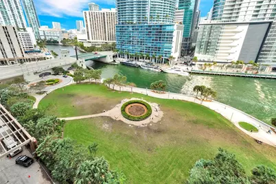 465 Brickell Ave #1406, Miami, FL 33131 - Photo 17