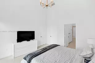 465 Brickell Ave, Miami, FL 33131 - Photo 11