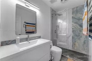 9030 SW 162nd St, Palmetto Bay, FL 33157 - Photo 15