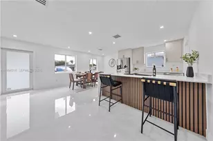 651 NW 9th St, Homestead, FL 33030 - Photo 5