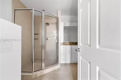 3001 NE 185th St #411, Aventura, FL 33180 - Photo 19