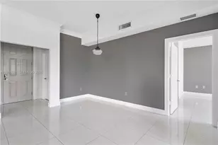 3001 NE 185th St, Aventura, FL 33180 - Photo 9