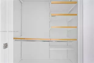 3001 NE 185th St, Aventura, FL 33180 - Photo 27