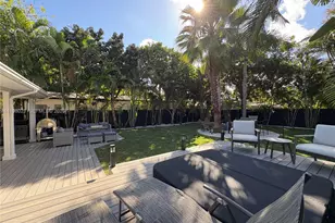 1205 NE 17th Terrace, Fort Lauderdale, FL 33304 - Photo 1