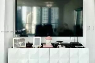 79 SW 12th St, Miami, FL 33130 - Photo 11