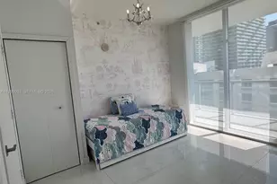 79 SW 12th St, Miami, FL 33130 - Photo 23