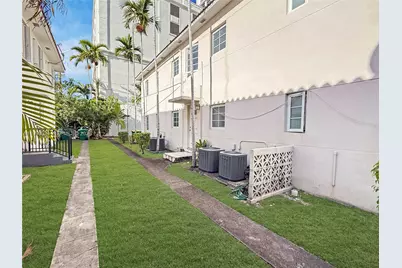 215 Sidonia Ave, Coral Gables, FL 33134 - Photo 5