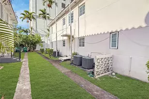 215 Sidonia Ave, Coral Gables, FL 33134 - Photo 5
