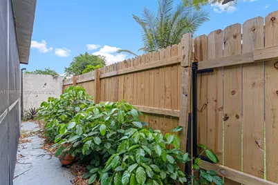 6916 SW 37th St #1-C, Miramar, FL 33023 - Photo 29