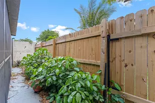 6916 SW 37th St, Miramar, FL 33023 - Photo 29