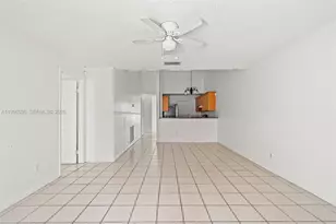 6916 SW 37th St, Miramar, FL 33023 - Photo 9