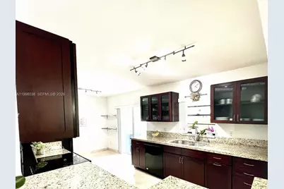 1361 N Fieldlark Ln, Homestead, FL 33035 - Photo 5