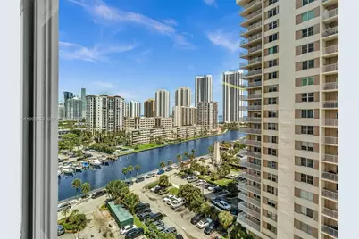 500 Bayview Dr #1132, Sunny Isles Beach, FL 33160 - Photo 31