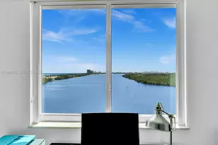 500 Bayview Dr, Sunny Isles Beach, FL 33160 - Photo 21