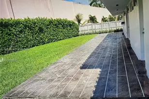 10900 SW 107th Ave, Miami, FL 33176 - Photo 25