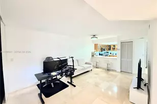 15405 N Miami Lakeway N, Miami Lakes, FL 33014 - Photo 5