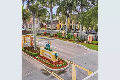 979 NE 42nd Ter, Homestead, FL 33033 - Photo 1