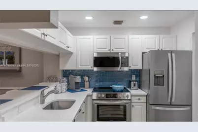 2916 Tuscany Ct #201, Palm Beach Gardens, FL 33410 - Photo 11