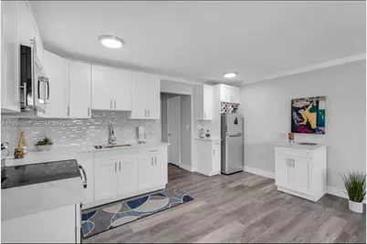2111 NE 56th St #206, Fort Lauderdale, FL 33308 - Photo 9