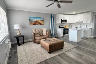 2111 NE 56th St, Fort Lauderdale, FL 33308 - Photo 3